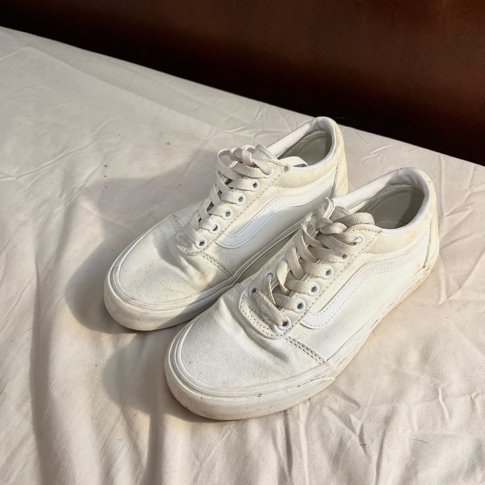 White Vans - Picture 2 of 4